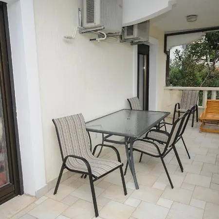 Apartment Jana Петровац Экстерьер фото